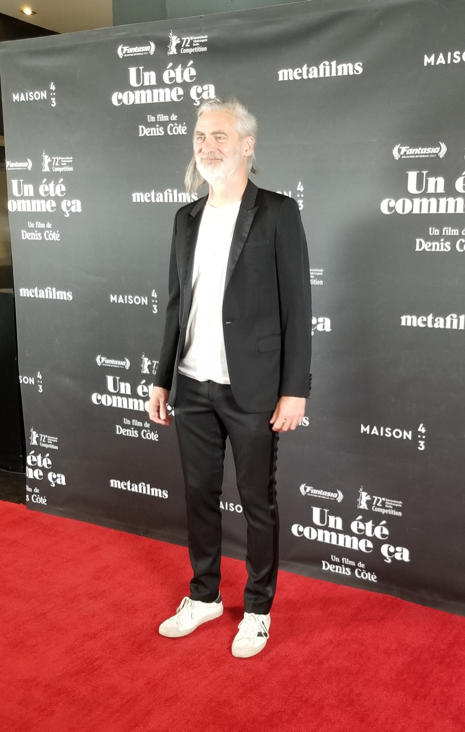 SUR LE TAPIS ROUGE DU FILM UN ÉTÉ COMME ÇA_7